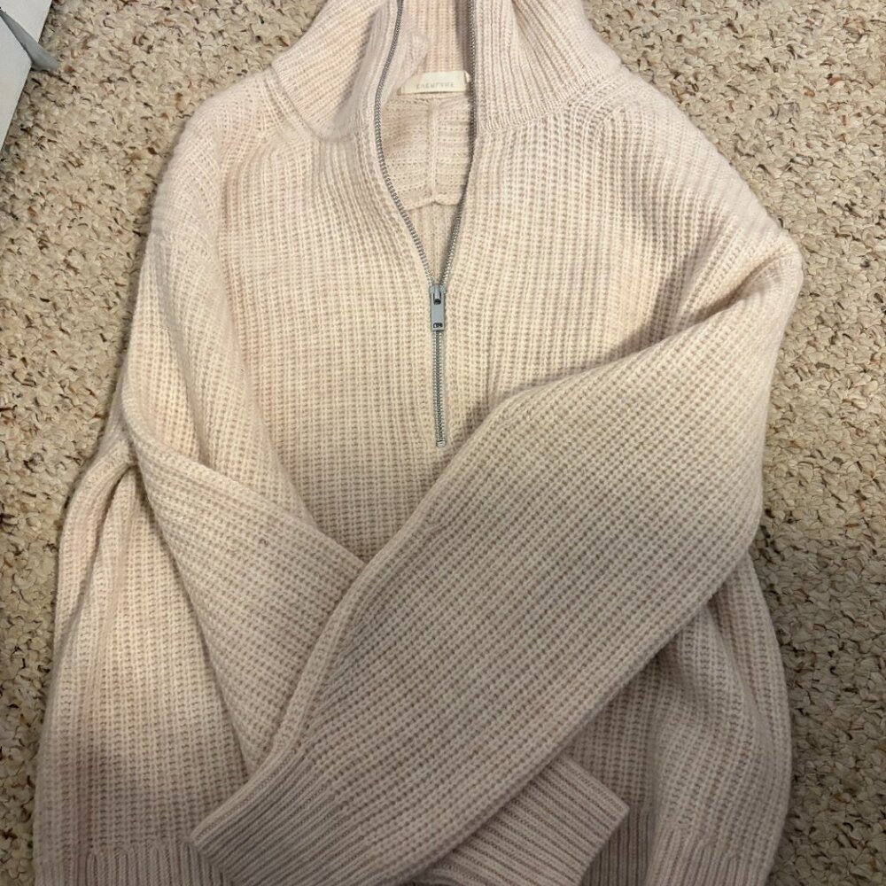 Everlane The Felted Merino Half Zip Sweater- White– Small – Like New - Picture 8 of 8